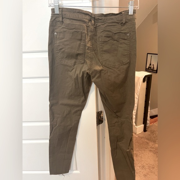Cotton On - The Jegging Mid Rise in Olive - Picture 2 of 2